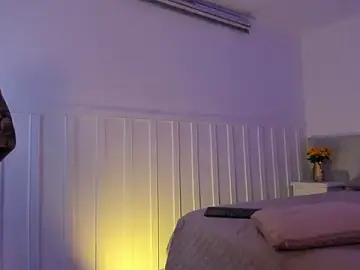 Riley_bensongh  live sex cam