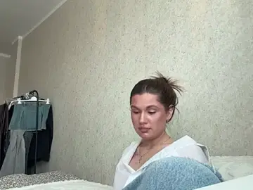AmmieMinish  live sex cam