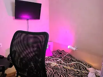 ChelseaStarX  live sex cam