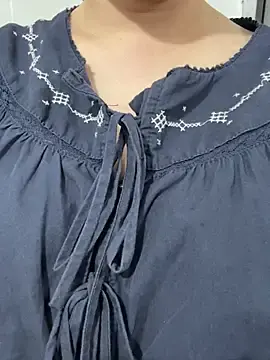 Donna9696  live sex cam