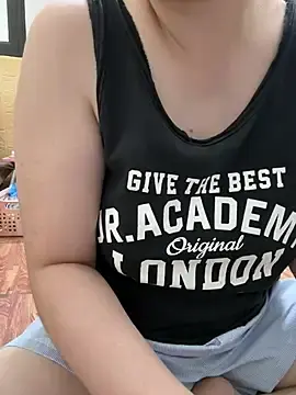 Donna9696  live sex cam