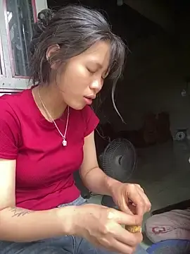 Saka-saka  live sex cam