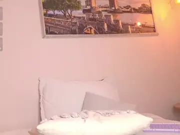 Zuzu_sweet  live sex cam