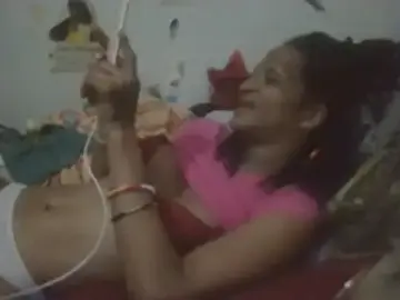 Paradisejas  live sex cam