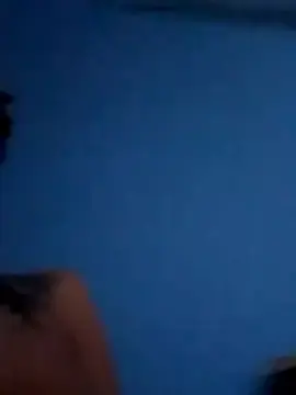 Peque2002  live sex cam