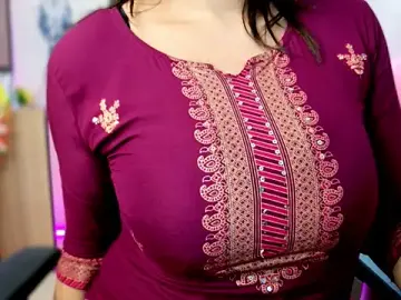 ThyAnvi  live sex cam