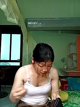 -Quyny-  live sex cam