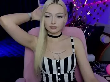 LinaLirian  live sex cam