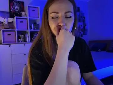 LinaWitch  live sex cam