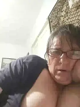 MilaCold5443  live sex cam