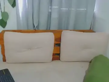 Cassielovee_  live sex cam
