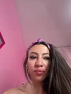 Sashapearl23  live sex cam
