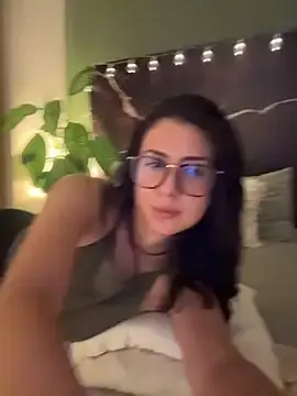 EmaSaenz  live sex cam