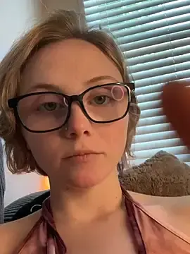 Kat_peachyy26  live sex cam