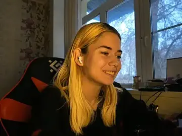 Witching_Moon  live sex cam