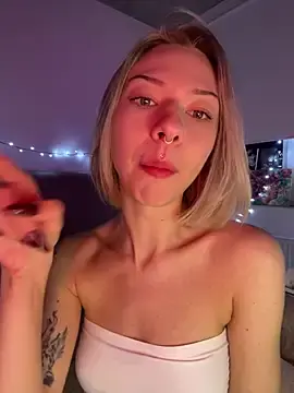 _urbestie_  live sex cam
