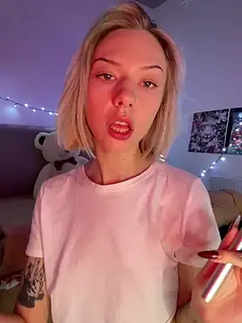 _urbestie_  live sex cam