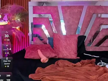 Brendakarts  live sex cam