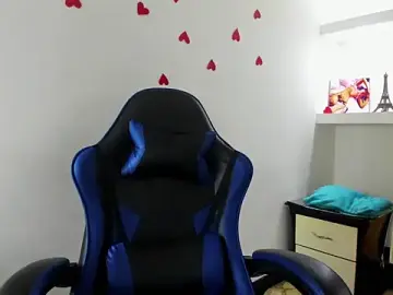 Lala_clark  live sex cam