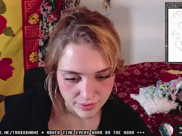 TRAXXXmAMI  live sex cam