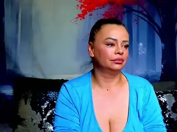 ElizabethEven  live sex cam