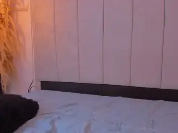Naomi_Blazee  live sex cam