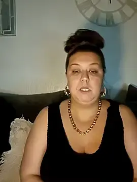 Nova-iswiserx  live sex cam