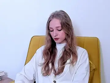 TreasaNeveu  live sex cam