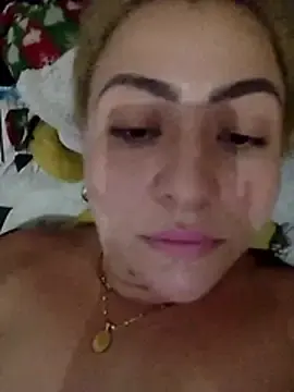 Lunitamour  live sex cam