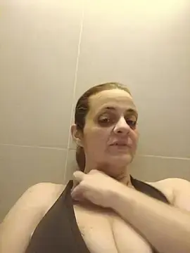 Vivisigilo1020  live sex cam