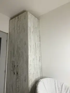 BlueEyes_BB  live sex cam