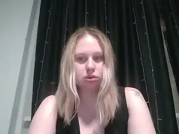 Bridget_Kiss  live sex cam
