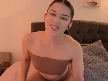 Emma_Lombardi  live sex cam