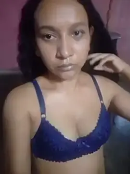 Jaqui11  live sex cam