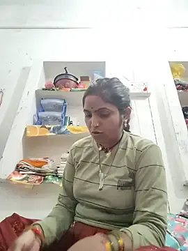 Mohnising  live sex cam