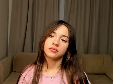 TreasaCrebs  live sex cam