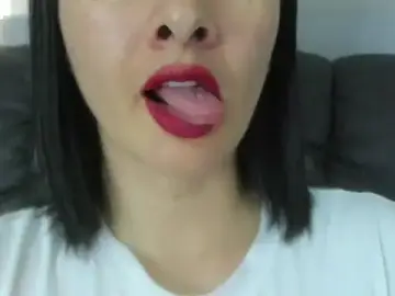 Queen_fetish  live sex cam