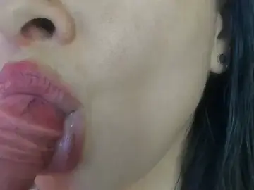 Queen_fetish  live sex cam