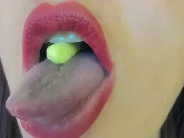 Queen_fetish  live sex cam