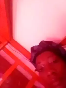Virginiakariuki40  live sex cam