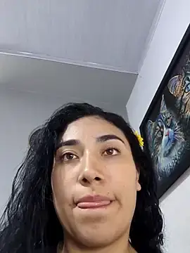 AmberGold-  live sex cam