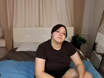 Evelyne_Loo  live sex cam