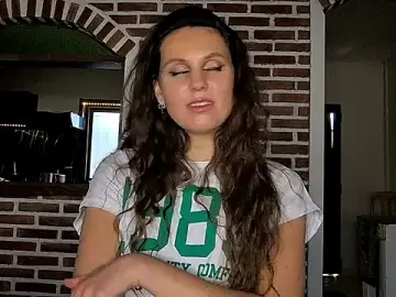 JacklynSwisshelm  live sex cam