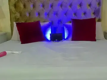 Katty_Rosee_  live sex cam