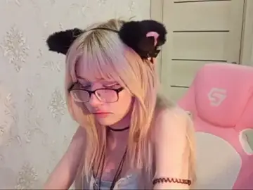 KiraBy  live sex cam