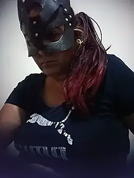 Saramilf36  live sex cam