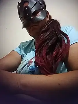 Saramilf36  live sex cam