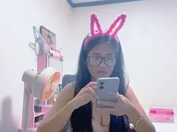 SeleneRavelle  live sex cam