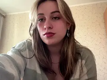 SpringSummers  live sex cam