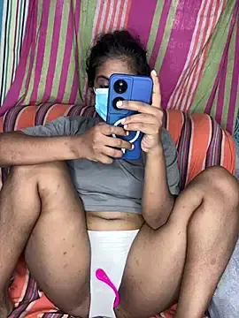 SukiyamaAsia  live sex cam